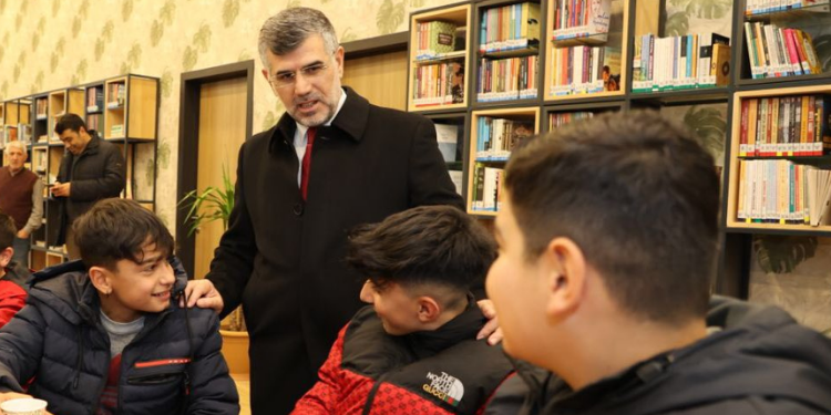 Doğa Kitapları Kütüphanesi Öğrencilerin Uğrak Noktası Oldu