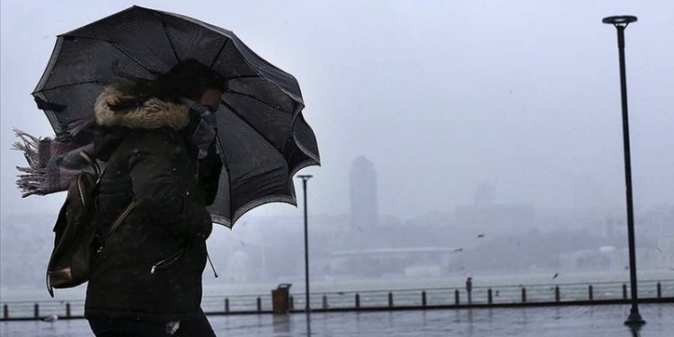 İstanbul için fırtına uyarısı