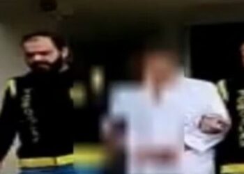 Bu kez sahte doktor kendisini muayene ettirdi!