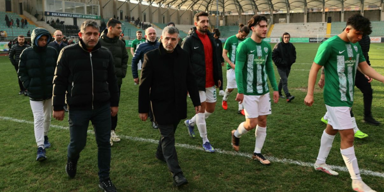 Sultanbeyli Belediyespor Sezonu Lider Olarak Tamamladı