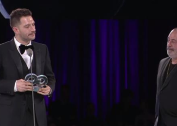 Yılın oyuncusu Uraz Kaygılaroğlu’ndan Cem Yılmaz’a Tepki