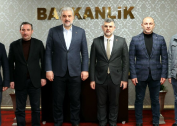 Başkan Kabaktepe Sultanbeyli’de Çalışmaları Değerlendirdi