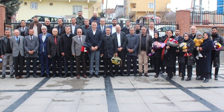 Sultanbeyli’de 10 Ocak Çalışan Gazeteciler Günü Dolayısıyla Şehit Aileleri Unutulmadı