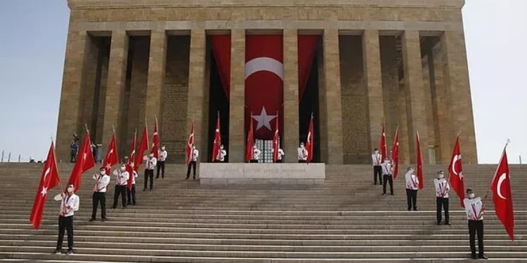 Anıtkabir’de ziyaretçi rekoru!