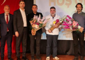 USTA GAZETECİ UĞUR MUMCU İÇİN KARTAL’DA ANLAMLI ANMA