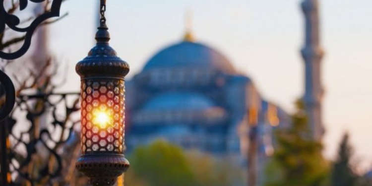 Bugün Regaip Kandili mi? En güzel kandil mesajları…