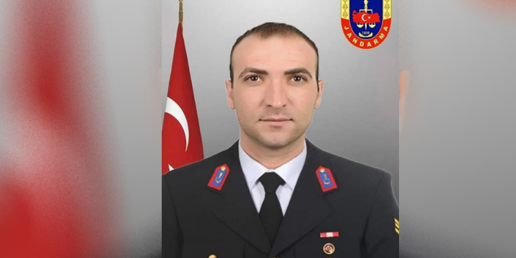 Şehidin Var Sultanbeyli: Jandarma Astsubay Kıdemli Çavuş Yasin Korkmaz Kalbine Yenik Düştü!