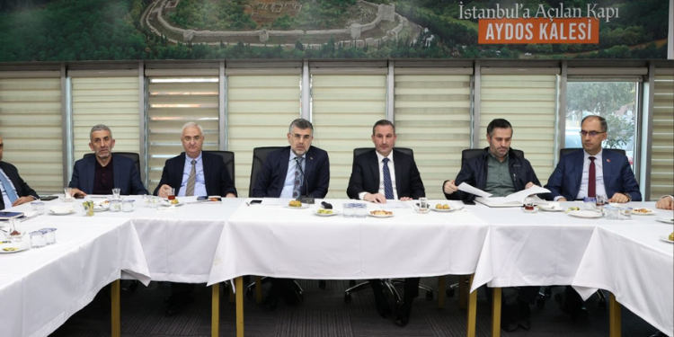 Sultanbeyli’de Ak Parti Grup Toplantısı Düzenlendi