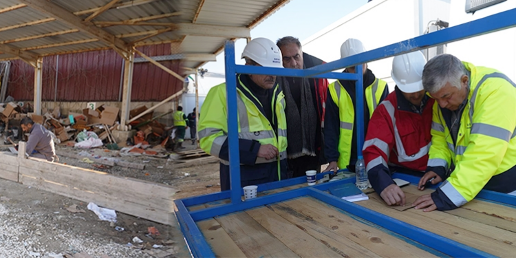 DEFNE’DE AFET MERKEZİ KURUYORUZ