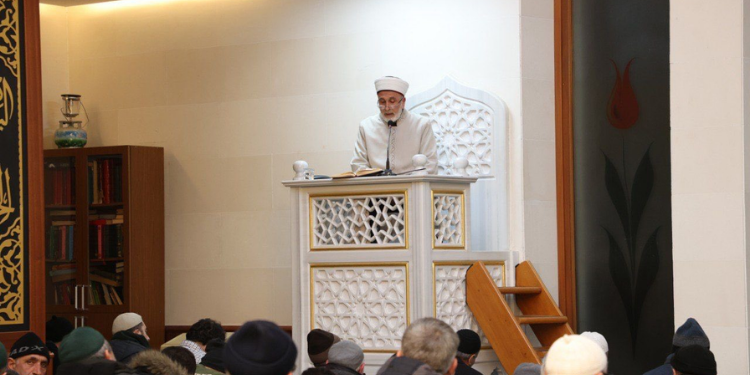 Sultanbeyli Depremzedeler İçin Dualarda Buluştu