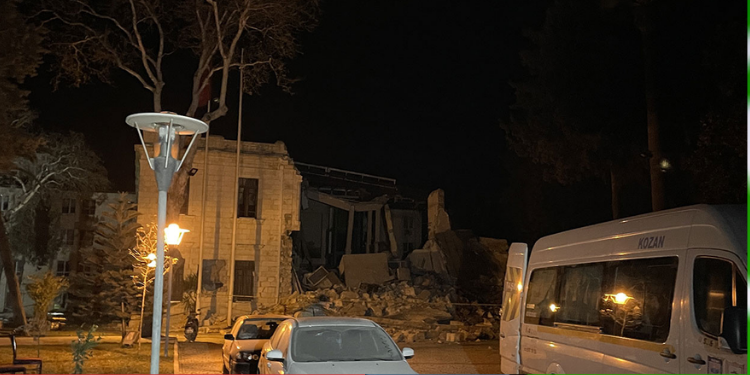 Hatay’da peş peşe 2 deprem: 6 can kaybı, 294 yaralı