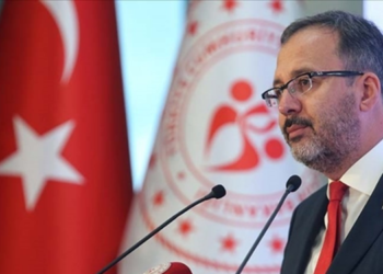 Bakan Kasapoğlu duyurdu: Tüm müsabakalar ertelendi!