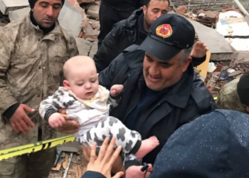 8 aylık bebek mucize gibi kurtarıldı!