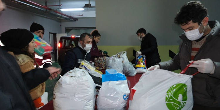 MALTEPE DEPREMZEDELER İÇİN TEK YÜREK OLDU!