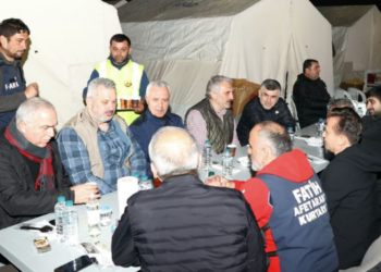 Başkan Keskin, Afet Bölgesinde Çalışmalarını Sürdürüyor