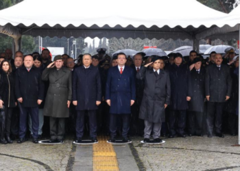 Çanakkale şehitleri İstanbul’da törenlerle anıldı