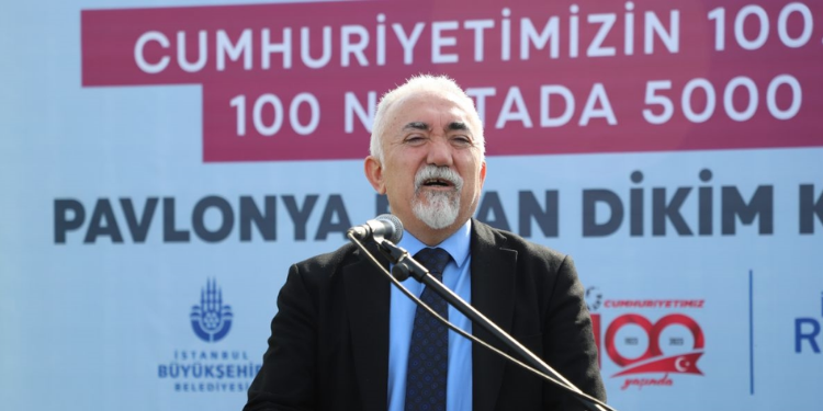 CUMHURİYETİN YÜZÜNCÜ YILINA YÜZ FİDAN