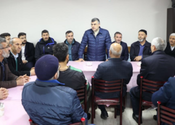 Başkanlar Çay Sohbetinde Vatandaşla Buluştu