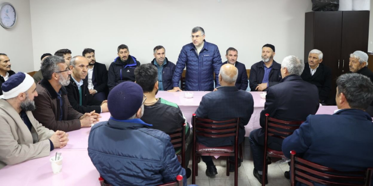 Başkanlar Çay Sohbetinde Vatandaşla Buluştu