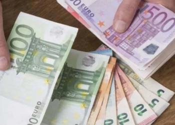 Euro yeniden rekora koşuyor