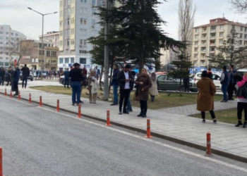 Kayseri’de art arda deprem