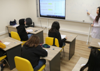 İBB’den depremzede öğrencilere eğitim desteği