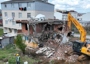 Sultanbeyli’de Kentsel Dönüşüm Seferberliği Sürüyor