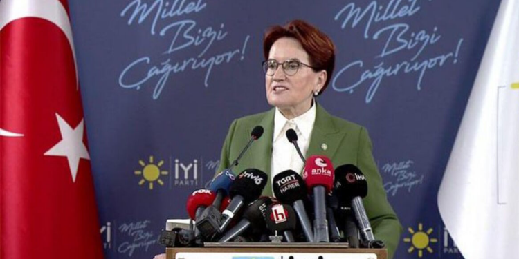 Meral Akşener, Altılı Masadan Ayrıldı!