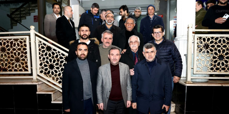 Sultanbeyli’de Teravih Sohbetlerine Yoğun İlgi