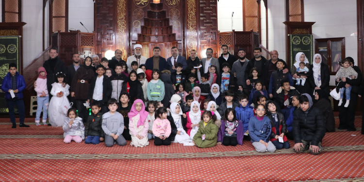 Sultanbeyli’de Yetimler İftarda Buluştu