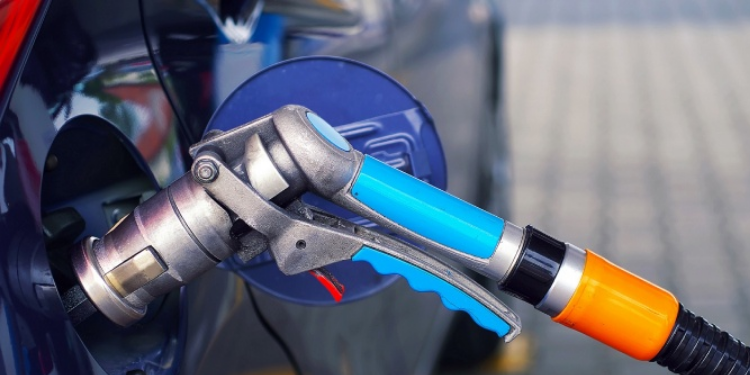 Akaryakıtta indirim!