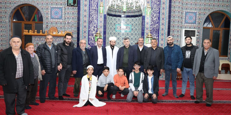 Başkanlar, Ahmet Yesevi Mahallesi’nde Vatandaşla Buluştu