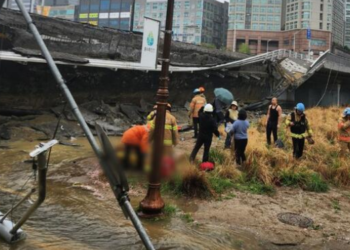 Kore’de köprü çöktü: 1 ölü, 1 yaralı