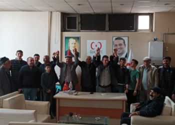 Milletvekili Adayı Feyzi Ekinci’ye Seçmenden Sevgi Seli