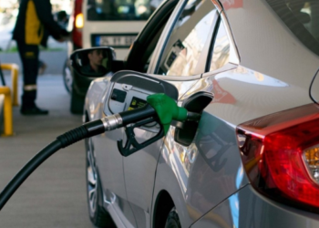 Benzine büyük zam!