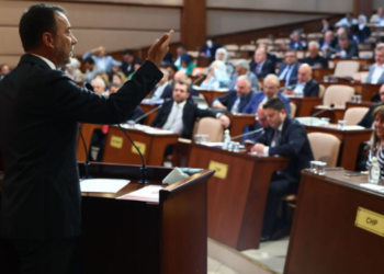 BAŞKAN YILMAZ’DAN İBB’YE: “BÖYLE BELEDİYECİLİK YAPACAKSANIZ HİÇ YAPMAYIN DAHA İYİ!”