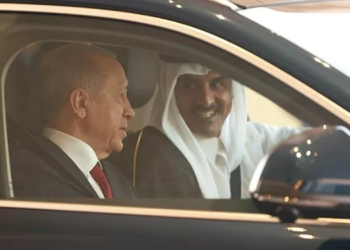 Cumhurbaşkanı Erdoğan, Katar Emiri’ne Togg hediye etti