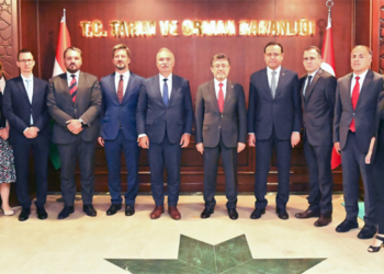 Bakan Yumaklı Macar mevkidaşı ile görüştü