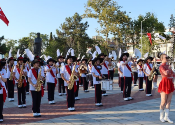 Geleneksel Maltepe Sokak Festivali’ne muhteşem kapanış