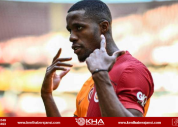 Wilfried Zaha, futbol kulübü satın aldı