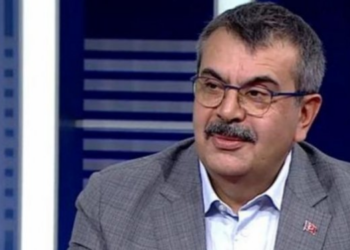 ‘Öğretmene mülakat’ tartışmalarıyla ilgili Bakan Tekin’den açıklama