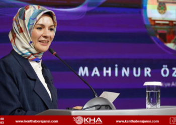 Azerbaycan Kadınları 6. Kongresi’ne Katıldı