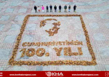 Belediye işçileri Cumhuriyet’in 100. yılını kutladı!