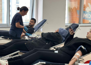 Tuzla’da gençler ‘Kan Dostum’ kampanyasına destek verdi