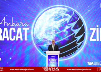 Ticaret Bakanı Bolat, Ankara E-İhracat Zirvesinde Konuştu