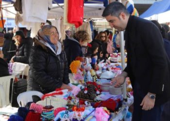BAŞKAN YÜKSEL, KADIN EMEĞİ PAZARI’NDA ÜRETİCİ KADINLARLA BULUŞTU