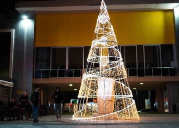 KARTAL YENİ YILI IŞIL IŞIL KARŞILIYOR