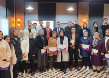 İnsan ve Şehir Akademisi’nde Sertifika Heyecanı