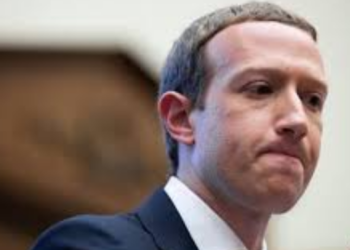 Zuckerberg: Çocuklarınızın bağımlılığından ben sorumlu tutulamam!