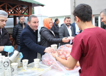 Ali Tombaş Sağlık Çalışanları ve Hasta Yakınlarını Unutmadı